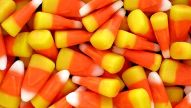 Diy candy corn garland