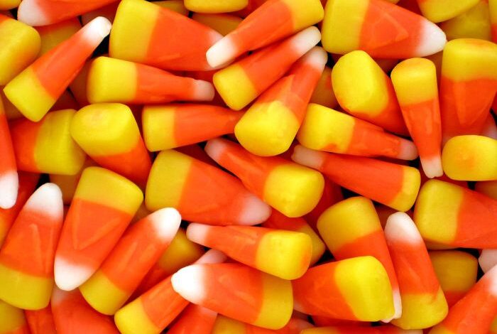 Diy candy corn garland