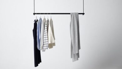 Diy hanging clothes rail