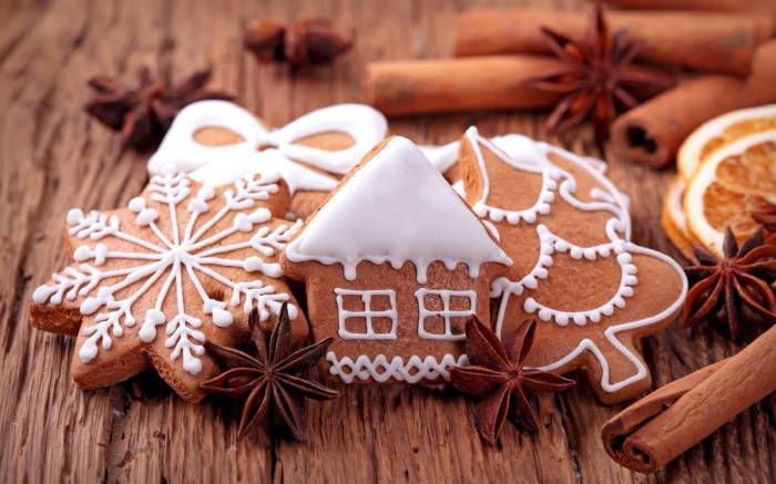 Spicy gingerbread cookies turned cityscapes