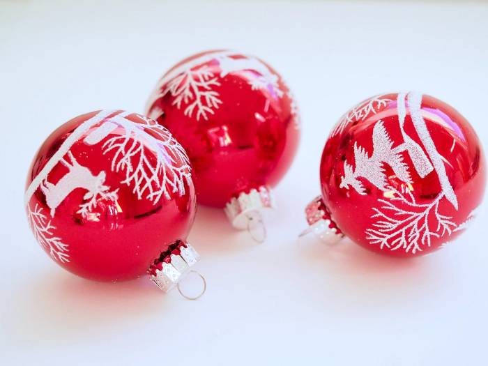 Handmade bauble necklace how to