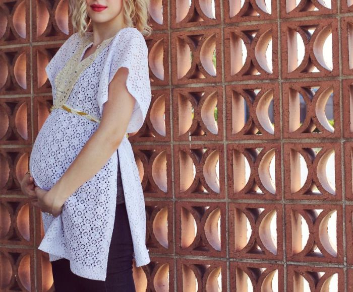 Maternity diy make a lace top