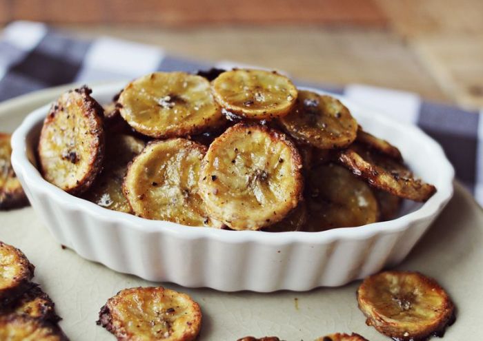 Sweet salty banana chips