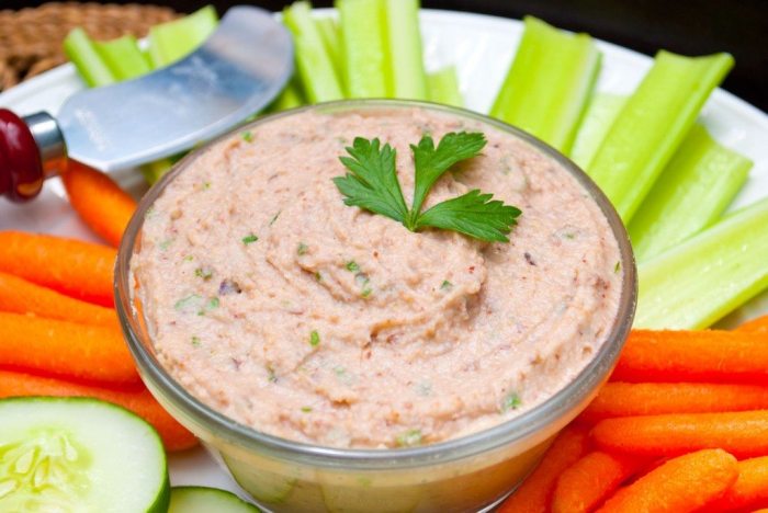 Black eye pea hummus