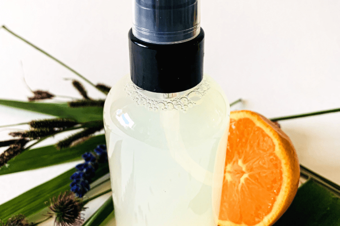 Make your own minty cooling body mist