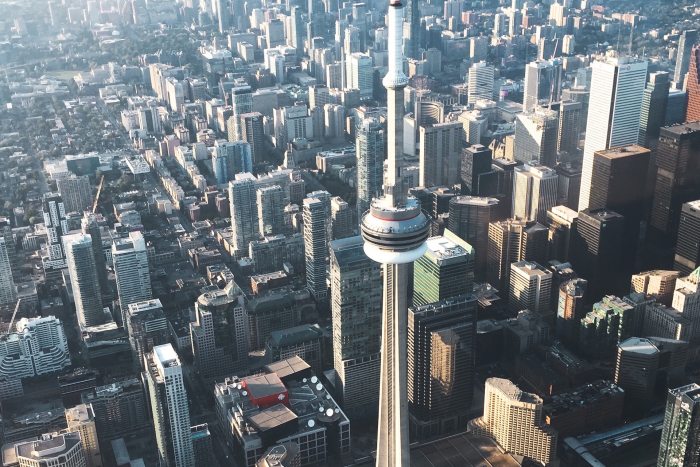 Canadas high yield bond market hottest in years