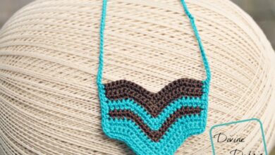 Diy stiched chevron necklace