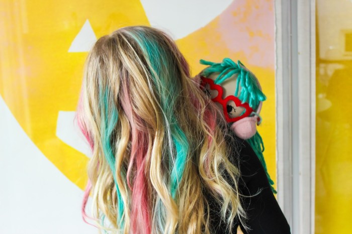 How to get the perfect rainbow hair