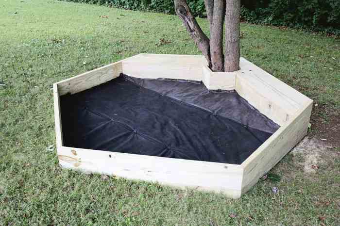 Hexagon sandbox diy with built in benches