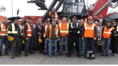 Port of montreal dockworkers strike