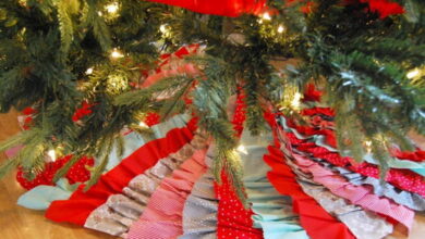 3 easy no sew tree skirts