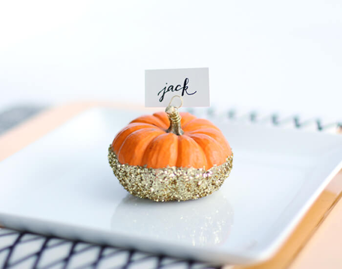 Easy pumpkin pie place cards