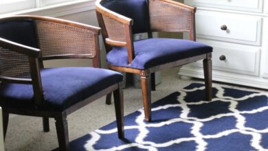 Tips to reupholster dining chairs