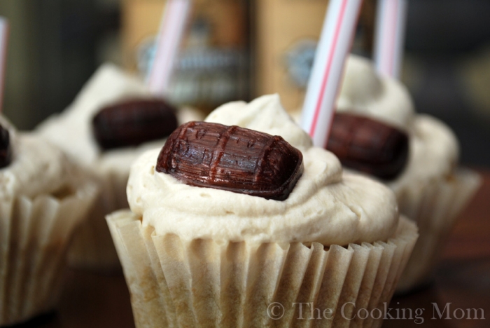 Root beer float cupcakes