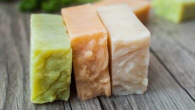 Color blocked soap diy