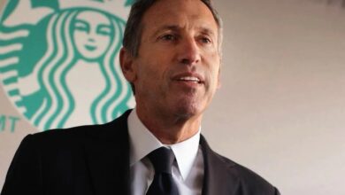 Starbucks ceo shakeup rally