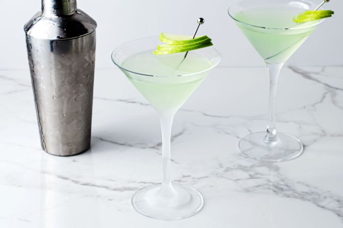 Green apple and pear chi chi cocktail