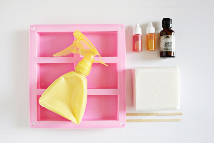 Color blocked soap diy