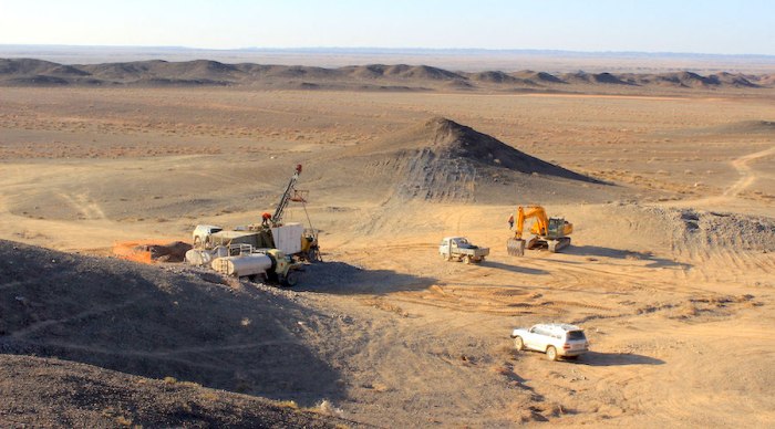 Erdene reports strong drill results and provides mine development update for the bayan khundii gold project