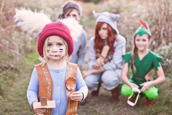 Peter pan and the lost boys costume diy