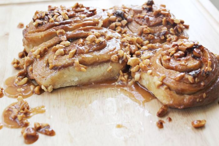 Peanut butter sticky buns