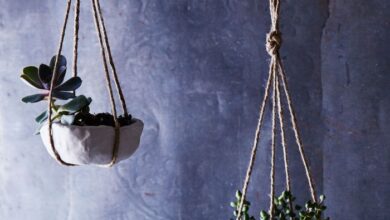 Wooden box hanging planter diy