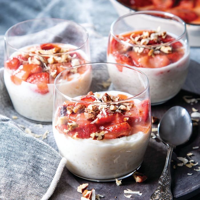 Rice pudding with roasted strawberries