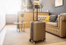 How to naturally clean a suitcase