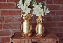 Gold honey bear vase diy