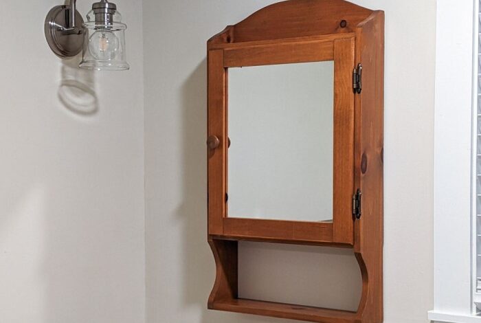 Hidden medicine cabinet diy