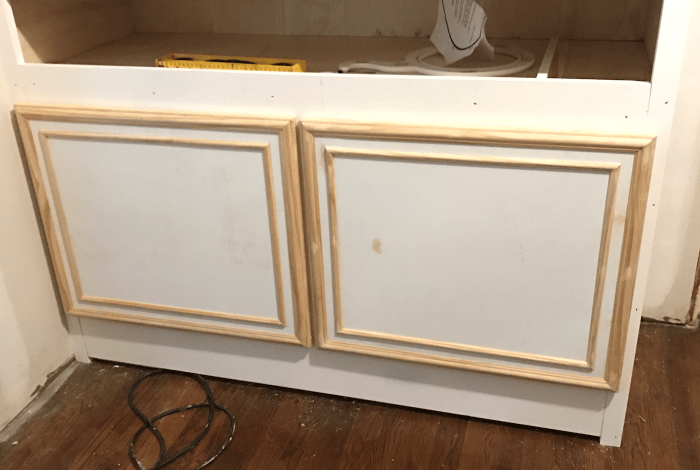 Star trim closet door diy