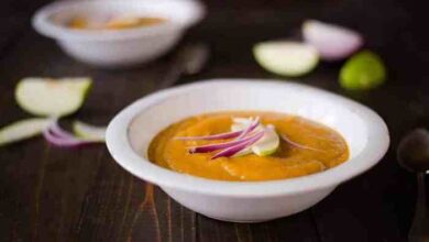 Acorn squash soup roasted chickpeas