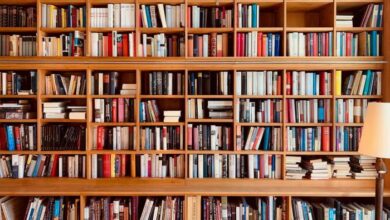 Family photo bookshelf project