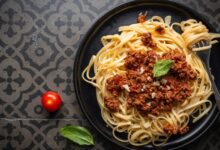 One pot red wine pasta