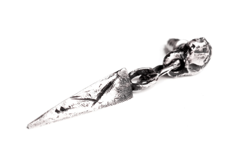 Brass earring pyramid diy