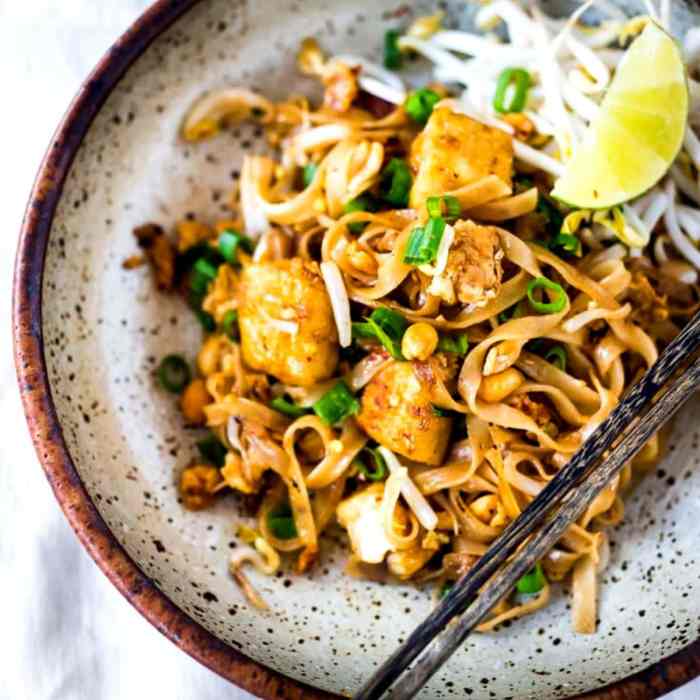 Easy pad thai soup