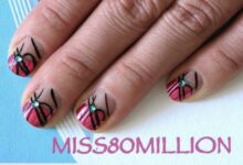 Diy foil strip manicure