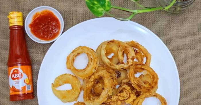 Toasted coconut onion rings