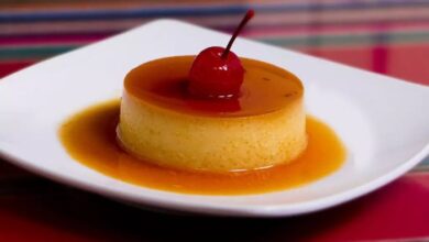 Flan with crunchy sugar tops