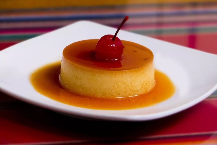 Flan with crunchy sugar tops