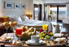 Room hotel luxury service breakfast expect should things twenty hour four gourmet