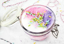 Make your own unicorn sugar scrubs