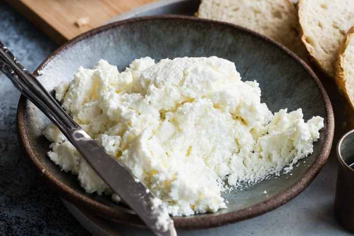 How to make ricotta cheese at home