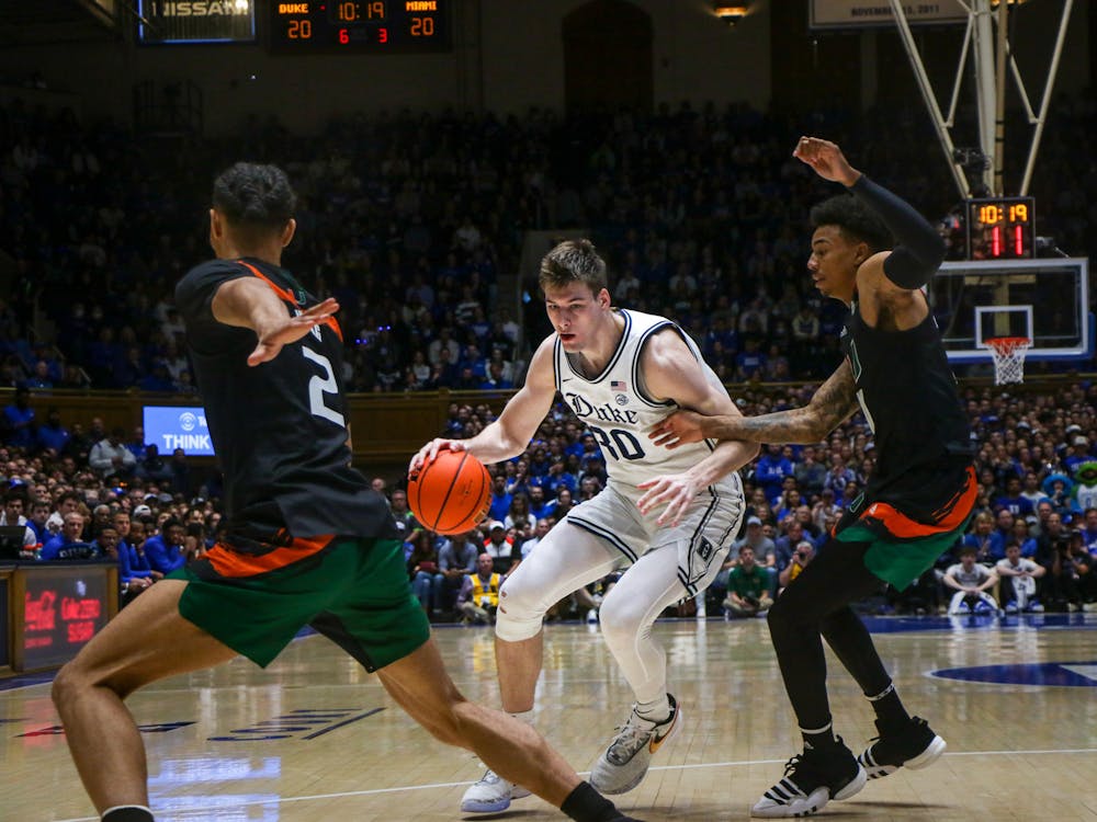 5 halftime observations from No. 2 Duke men's basketball's first half