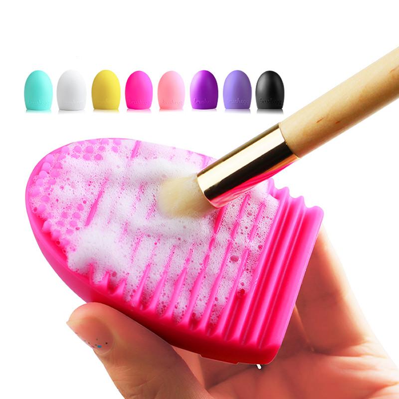 Solid cleaner for makeup brushes and blenders