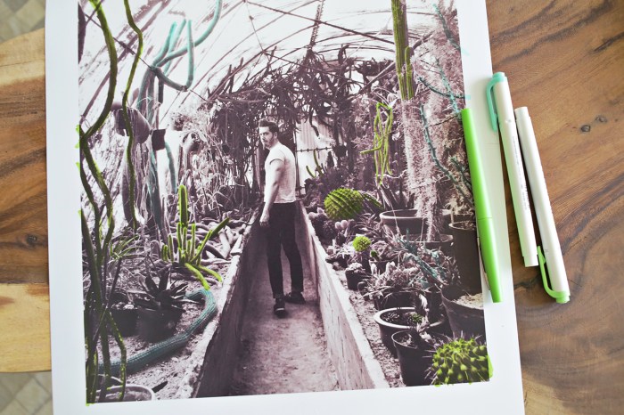 Retro style embroidered photo diy