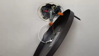 How to hardwire a light fixture