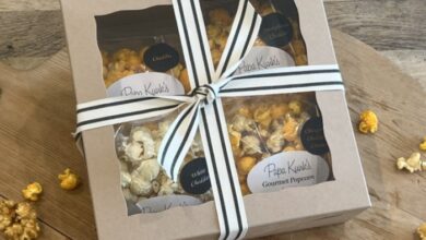 Flavored popcorn kit gift idea