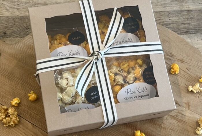 Flavored popcorn kit gift idea