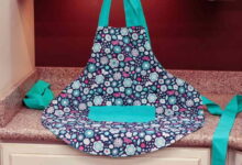 Easy square aprons no sew option